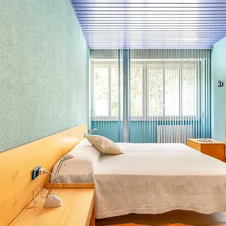 With Private Parking & Shared Pool! Apartamento *