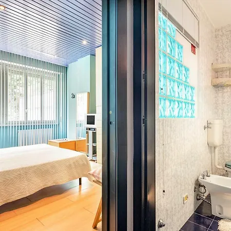 Apartamento With Private Parking & Shared Pool!