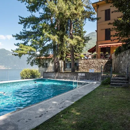 Lägenhet Apt With Private Parking & Shared Pool! Nesso