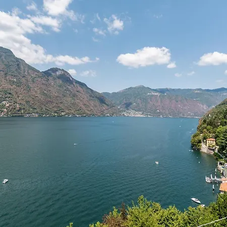 Apartment Apt With Private Parking & Shared Pool! Nesso